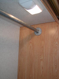 Improved closet rod