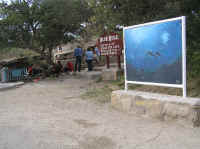 Blue Hole "entrance" (i.e., sign near edge of water)
